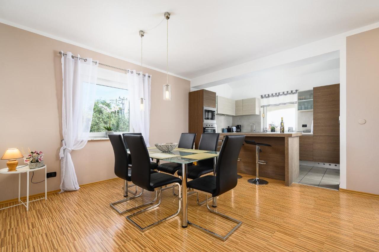 Villa Elisa Каштелир Екстер'єр фото